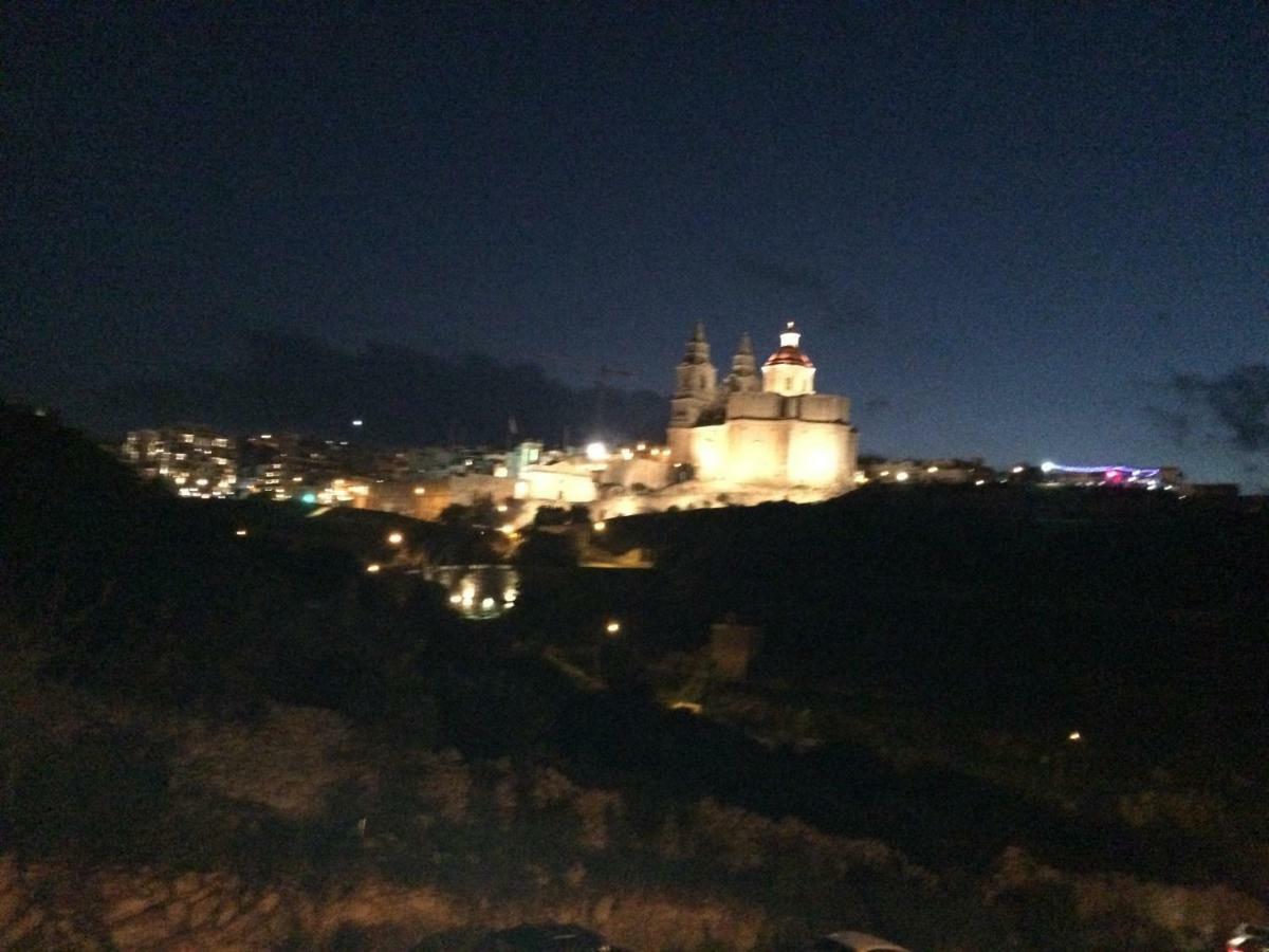 Higlander Apartments Mellieħa Exteriör bild
